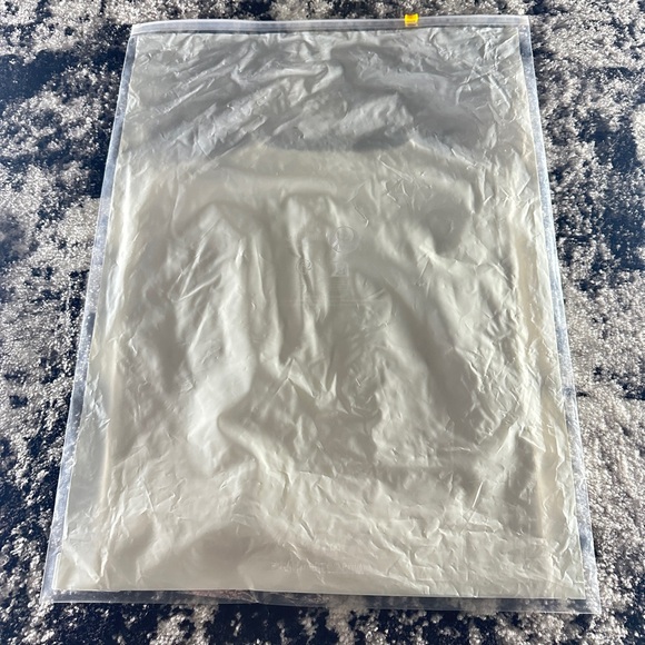 PALM ANGELS OVERSIZED BACK PRINT LOGO TSHIRT AUTHENTIC ALL SIZES ARE AVAILABLE - Picture 8 of 8